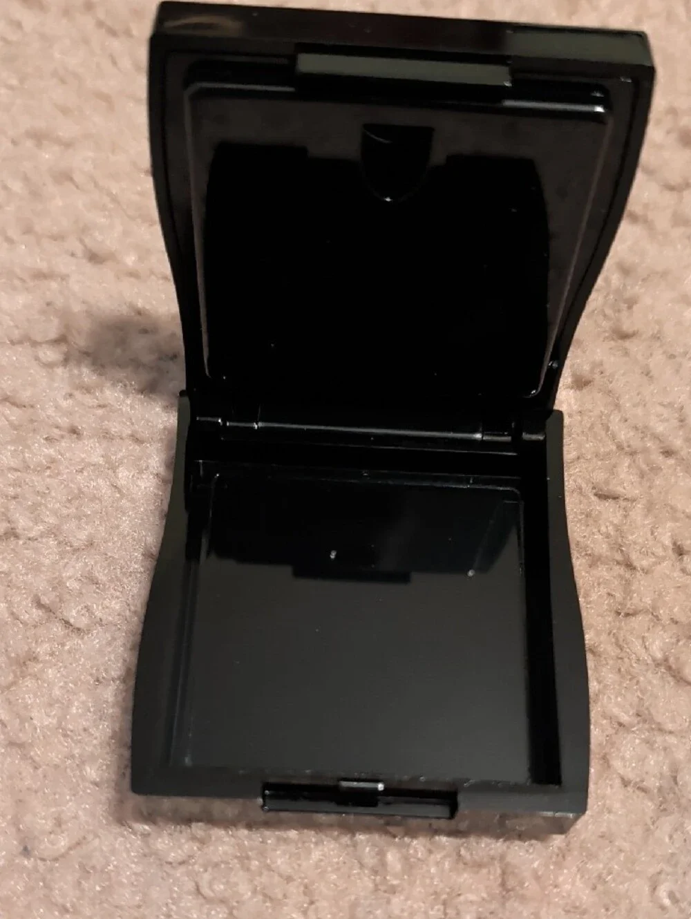 Mary Kay Mini Compact Case in Black with Pink Box Accent